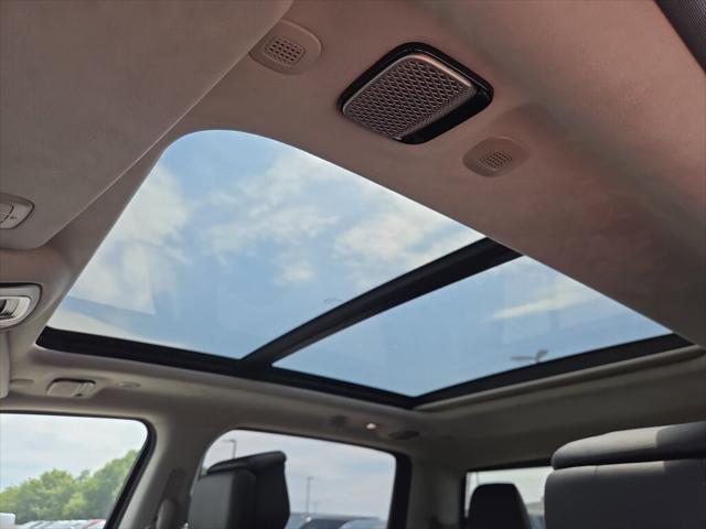 2026 Ram 1500 Tungsten Crew Cab 4x4 57 Box
