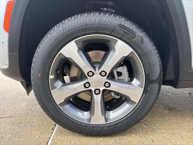 2025 Jeep Grand Cherokee GRAND CHEROKEE L LIMITED 4X2