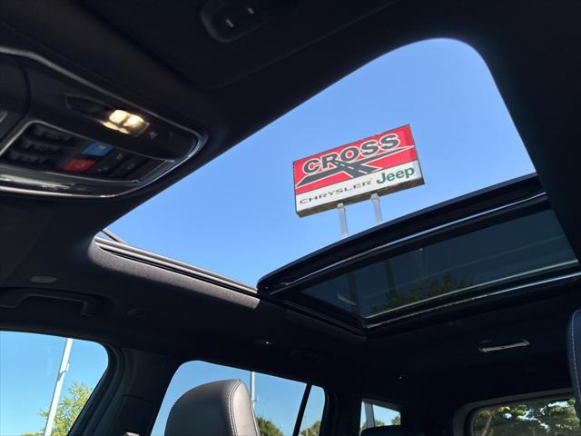 2025 Jeep Grand Cherokee GRAND CHEROKEE L LIMITED 4X4 2025 Jeep Grand Cherokee GRAND CHEROKEE L LIMITED 4X4