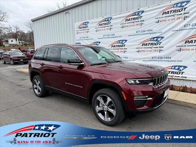 2025 Jeep Grand Cherokee GRAND CHEROKEE LIMITED 4X4