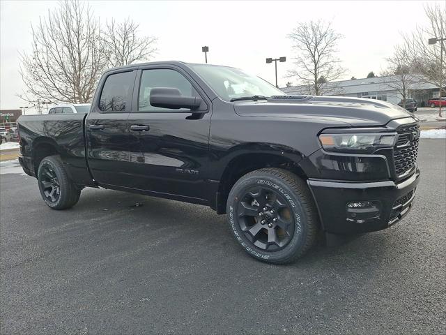 2026 RAM Ram 1500 RAM 1500 EXPRESS QUAD CAB 4X4 64 BOX