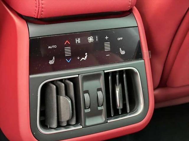 2025 Maserati Grecale Folgore Standard