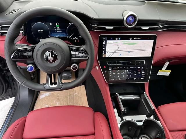 2025 Maserati Grecale Folgore Standard