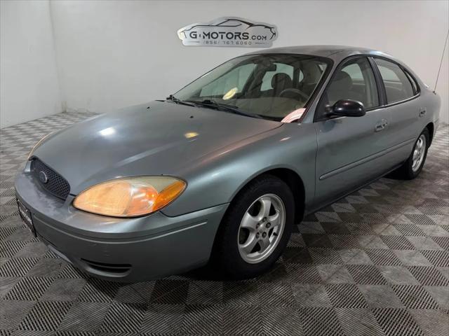 2005 Ford Taurus SE