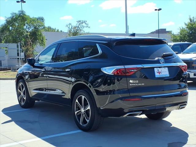 2022 Buick Enclave FWD Essence 2022 Buick Enclave FWD Essence