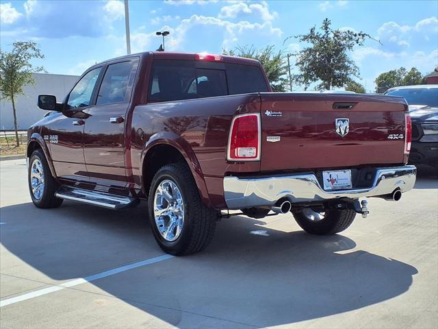 2017 RAM 1500 Laramie Crew Cab 4x4 57 Box