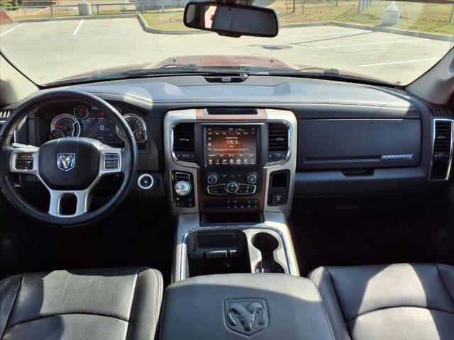 2017 RAM 1500 Laramie Crew Cab 4x4 57 Box
