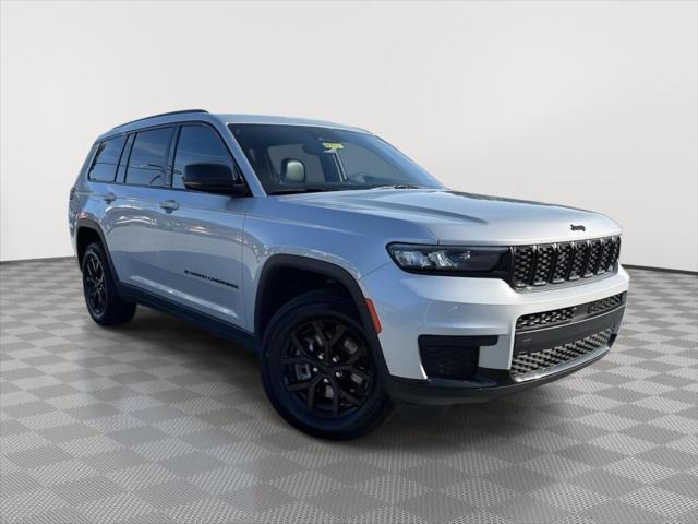 2024 Jeep Grand Cherokee L Altitude 4x4