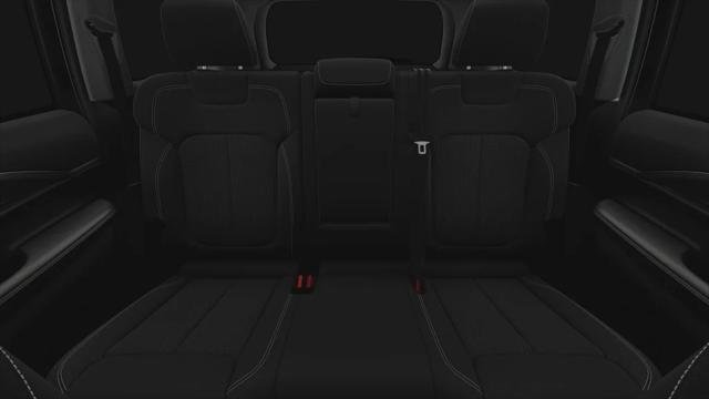 2025 Jeep Grand Cherokee GRAND CHEROKEE LAREDO X 4X2
