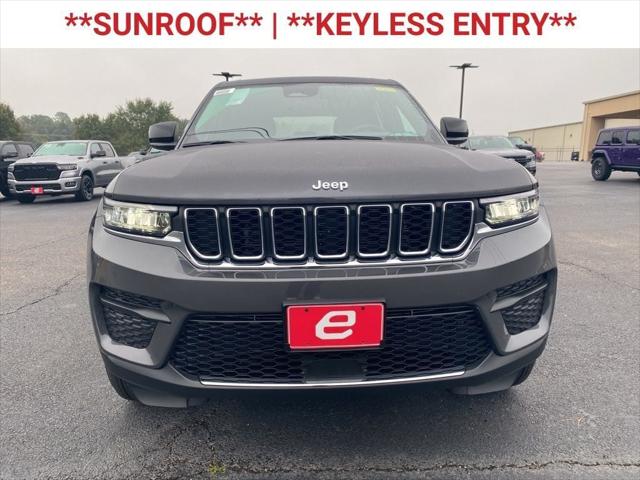 2025 Jeep Grand Cherokee GRAND CHEROKEE LAREDO X 4X2