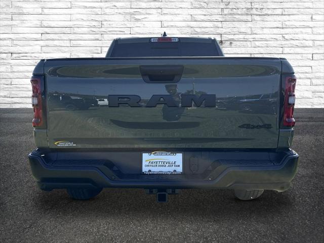 2025 RAM Ram 1500 RAM 1500 TRADESMAN CREW CAB 4X4 57 BOX