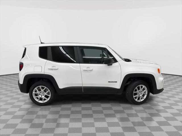2023 Jeep Renegade Latitude 4x4 2023 Jeep Renegade Latitude 4x4