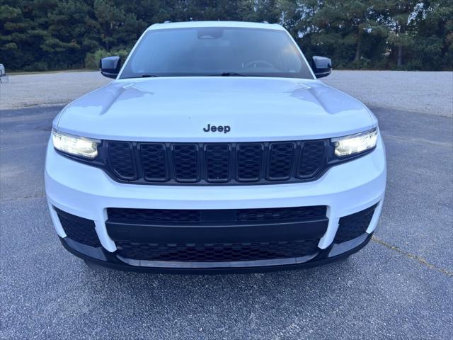 2024 Jeep Grand Cherokee L Altitude 4x4