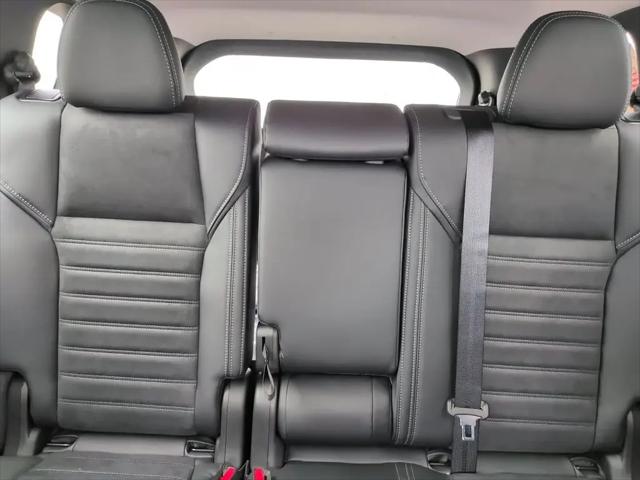 2025 Mitsubishi Outlander PHEV SE S-AWC