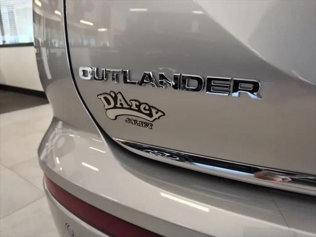 2025 Mitsubishi Outlander PHEV SE S-AWC