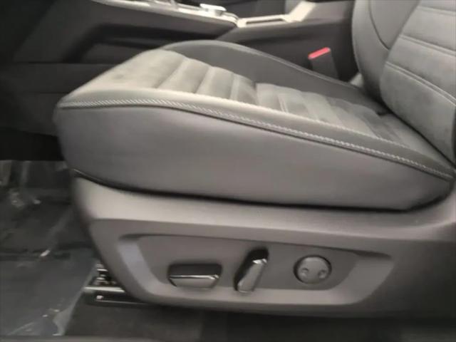 2025 Mitsubishi Outlander PHEV SE S-AWC