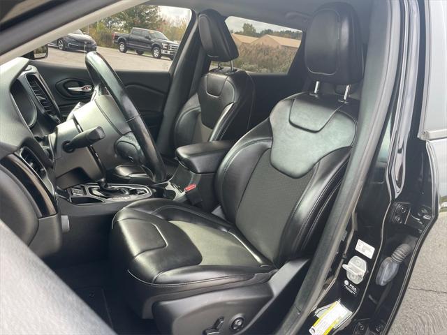 2021 Jeep Cherokee Altitude FWD 2021 Jeep Cherokee Altitude FWD