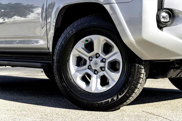 2024 Toyota 4Runner SR5 Premium 2024 Toyota 4Runner SR5 Premium