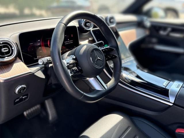 2025 Mercedes-Benz GLC 300 SUV