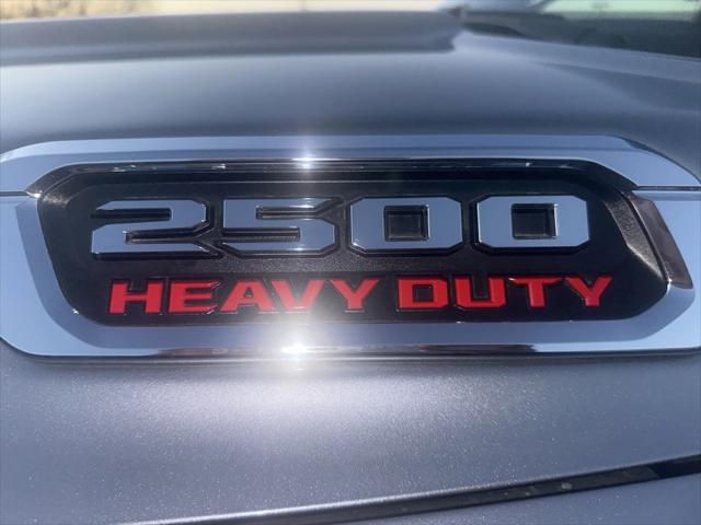 2024 RAM 2500 Big Horn Crew Cab 4x4 64 Box 2024 RAM 2500 Big Horn Crew Cab 4x4 64 Box