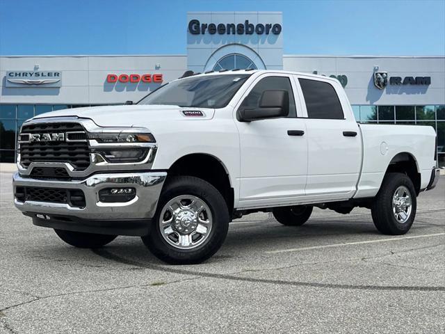 2025 RAM 2500 Tradesman Crew Cab 4x4 64 Box