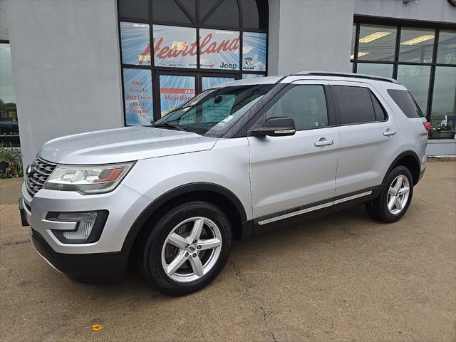 2017 Ford Explorer XLT 2017 Ford Explorer XLT