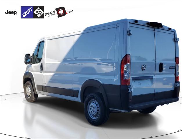 2025 RAM ProMaster 2500 Cargo Van Tradesman Low Roof 136 WB w/Pass Seat