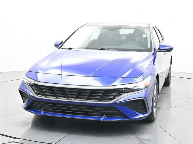 2024 Hyundai Elantra SEL 2024 Hyundai Elantra SEL