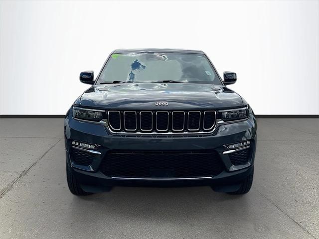 2022 Jeep Grand Cherokee Limited 4x2 2022 Jeep Grand Cherokee Limited 4x2