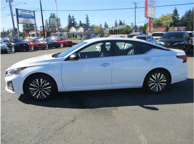 2024 Nissan Altima SV FWD