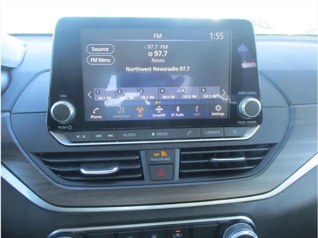 2024 Nissan Altima SV FWD