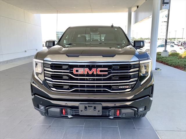 2024 GMC Sierra 1500 4WD Crew Cab Short Box AT4