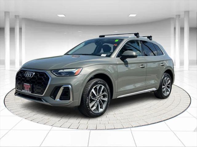 2023 Audi Q5 Premium Plus 45 TFSI S line quattro 2023 Audi Q5 Premium Plus 45 TFSI S line quattro