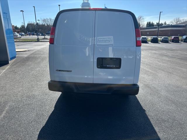 2025 Chevrolet Express Cargo Van RWD 2500 Regular Wheelbase WT