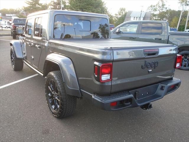 2024 Jeep Gladiator Nighthawk
