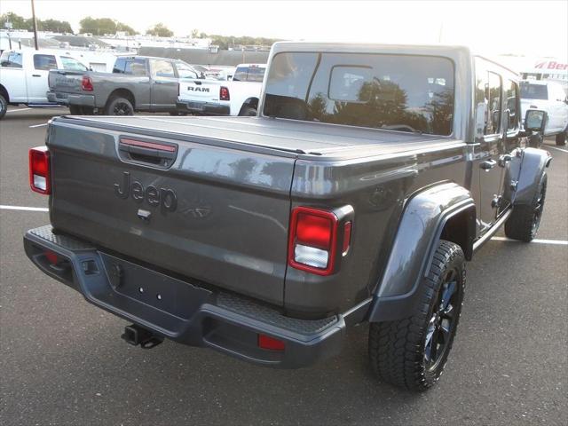 2024 Jeep Gladiator Nighthawk