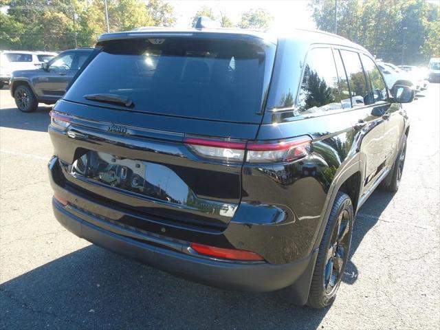 2024 Jeep Grand Cherokee Limited 4x4 2024 Jeep Grand Cherokee Limited 4x4