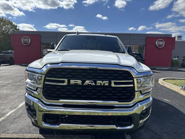 2024 RAM 2500 Big Horn Crew Cab 4x4 64 Box 2024 RAM 2500 Big Horn Crew Cab 4x4 64 Box