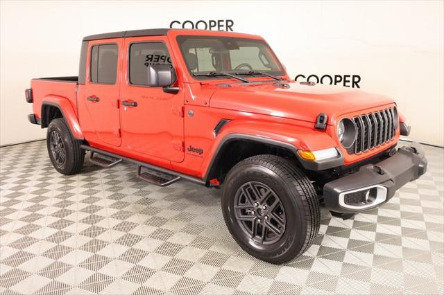 2024 Jeep Gladiator Sport S