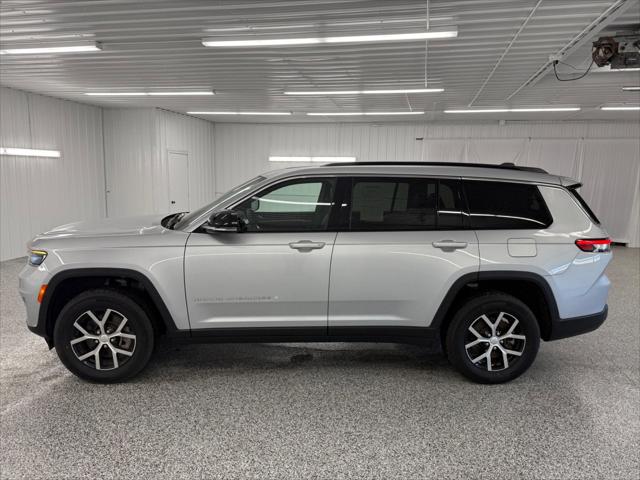 2024 Jeep Grand Cherokee L Limited 4x4 2024 Jeep Grand Cherokee L Limited 4x4