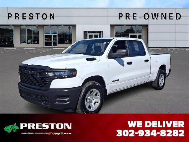 2025 RAM 1500 Tradesman Crew Cab 4x4 64 Box