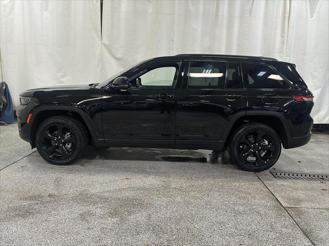 2023 Jeep Grand Cherokee Altitude 4x4