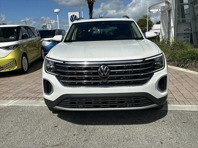 2026 Volkswagen Atlas SE with Technology