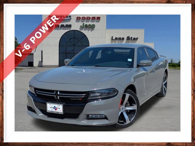 2017 Dodge Charger SXT RWD