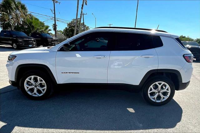 2025 Jeep Compass Latitude 4x4 2025 Jeep Compass Latitude 4x4