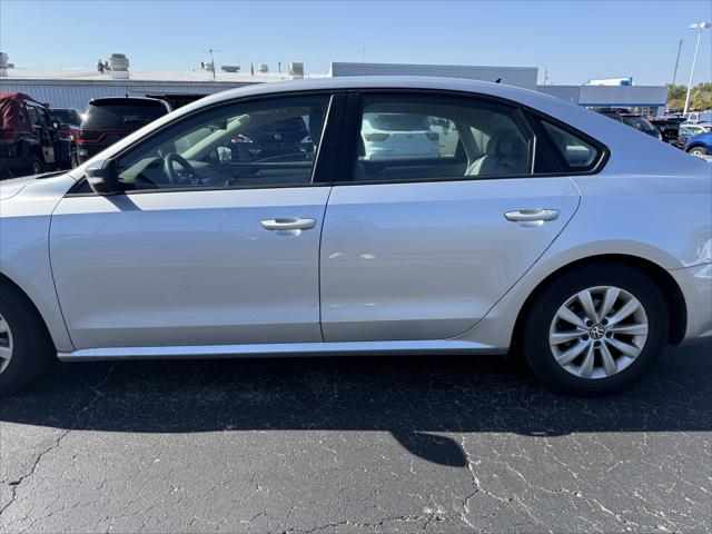2012 Volkswagen Passat 2.5L S