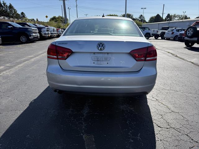 2012 Volkswagen Passat 2.5L S