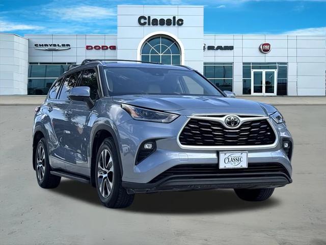 2021 Toyota Highlander XLE 2021 Toyota Highlander XLE