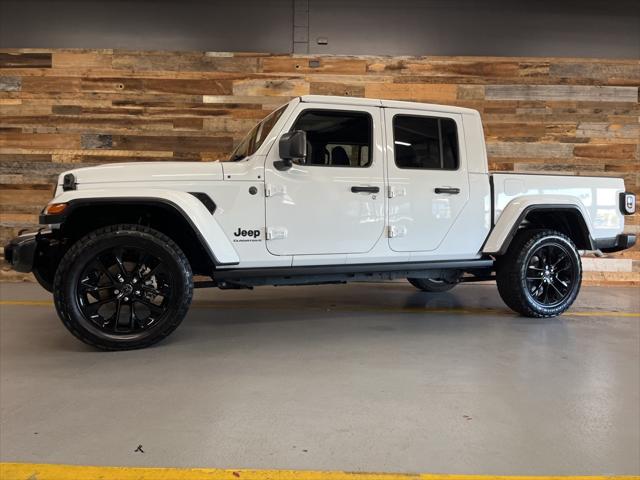 2025 Jeep Gladiator Nighthawk