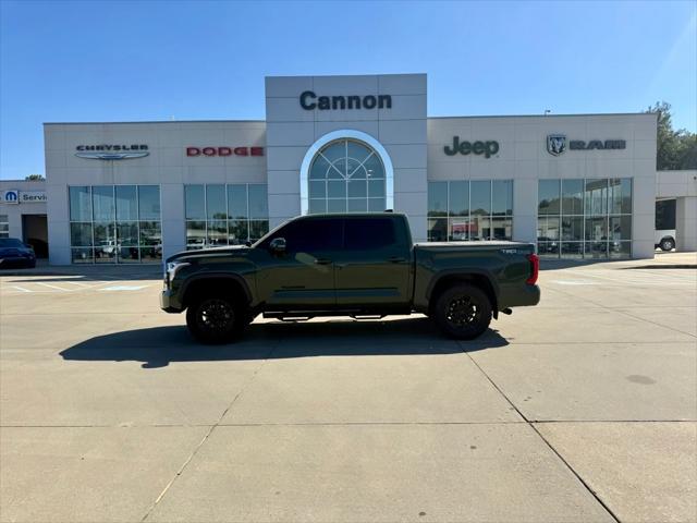 2022 Toyota Tundra SR5